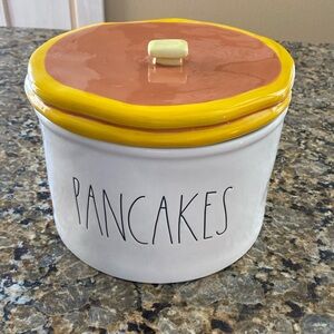 Rae Dunn pancake holder